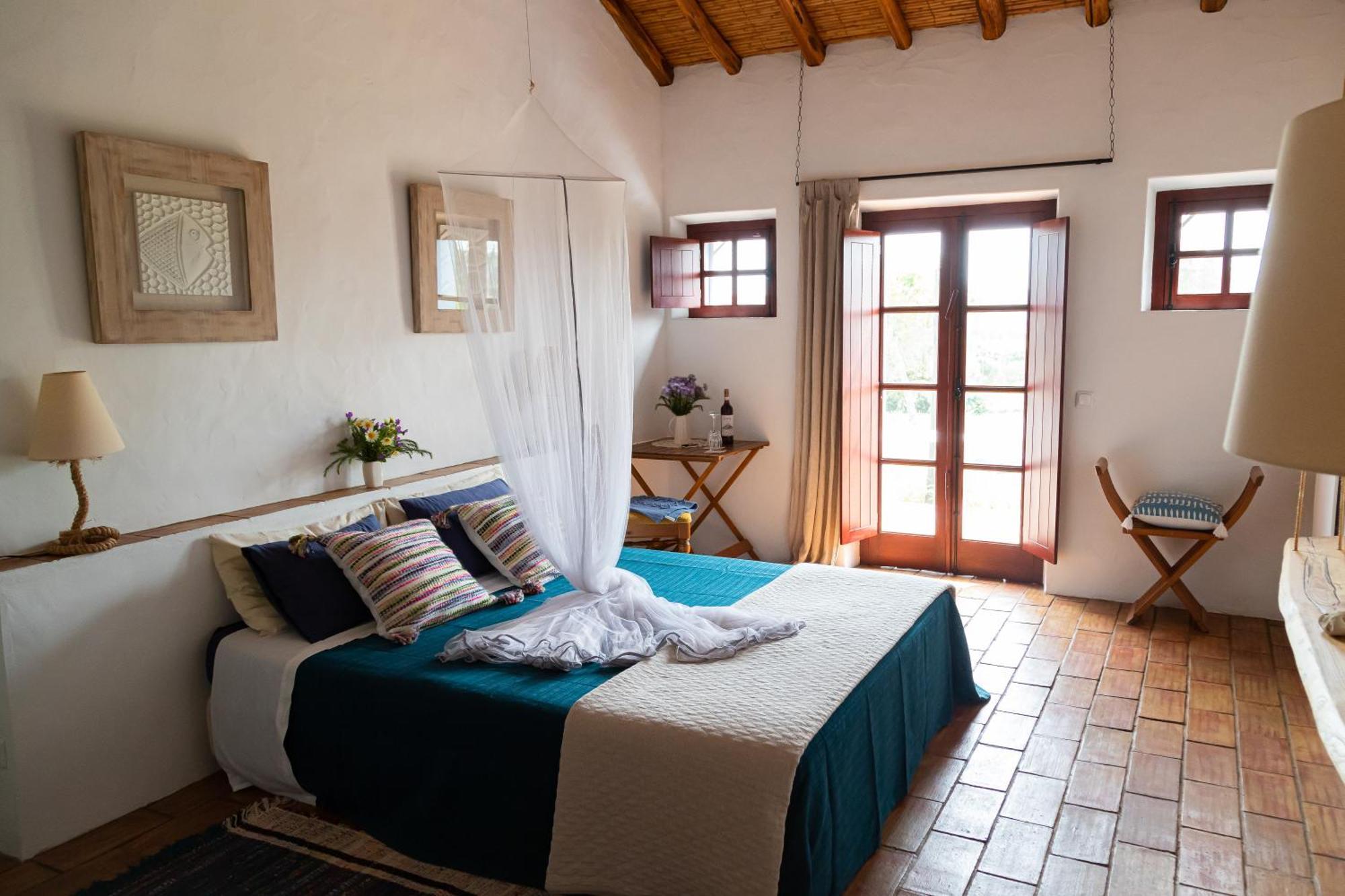 Casas Na Vinha - Monte Da Casteleja, Wine Estate - Eco Turismo Rural Lagos Luaran gambar
